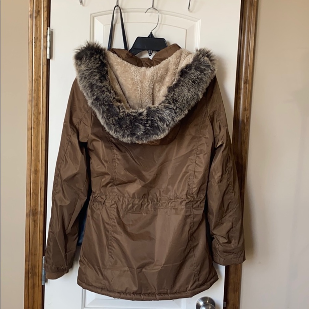Coat - Picture 3 of 3